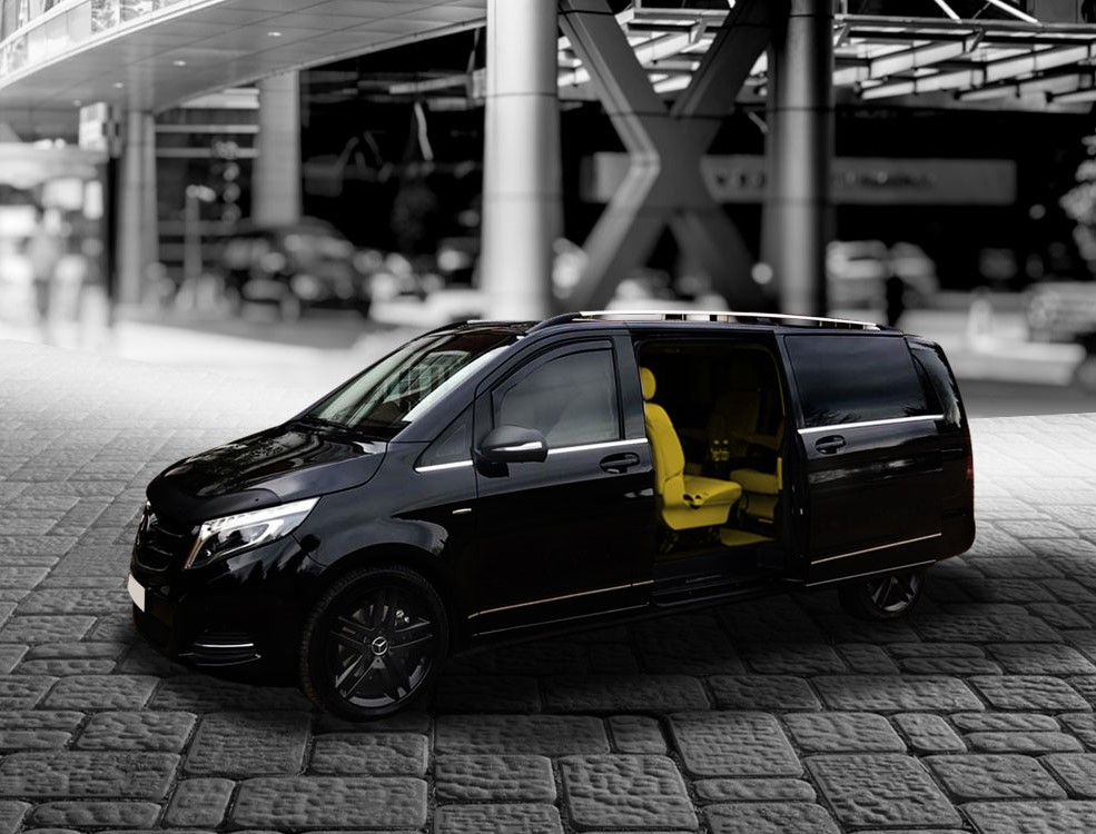 8 Seater Minibus Hire in Manchester